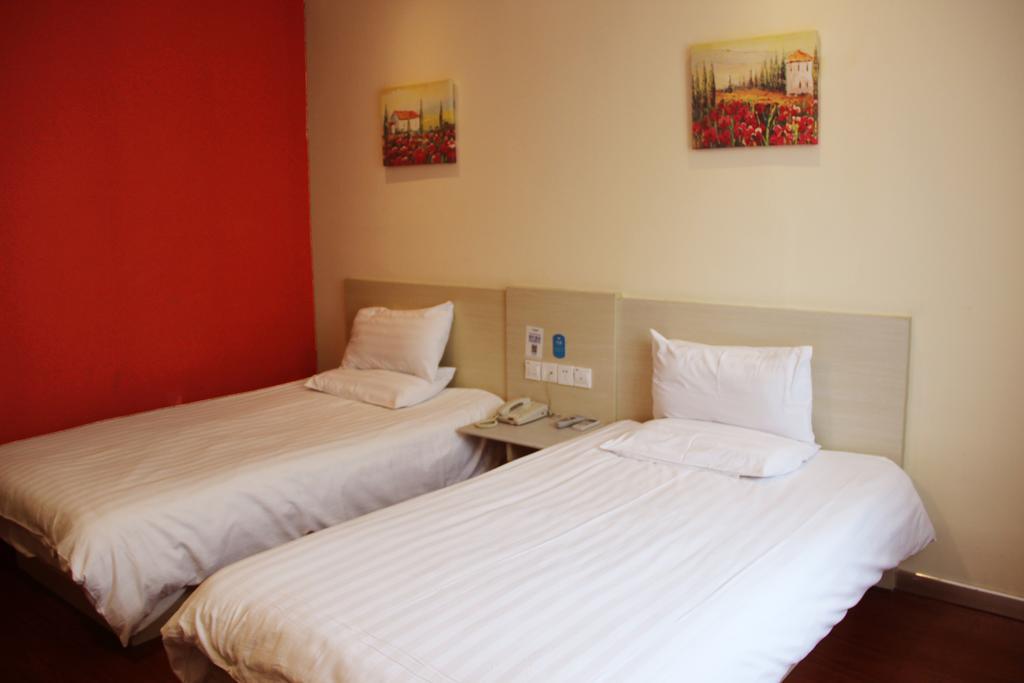 Hanting Hotel Changzhou Railway Station Rum bild